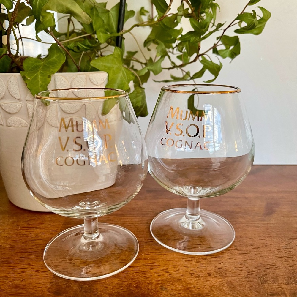 MUMM VSOP Cognac Brandy  Snifter Glasses with Gold Rim 4-3/8" tall